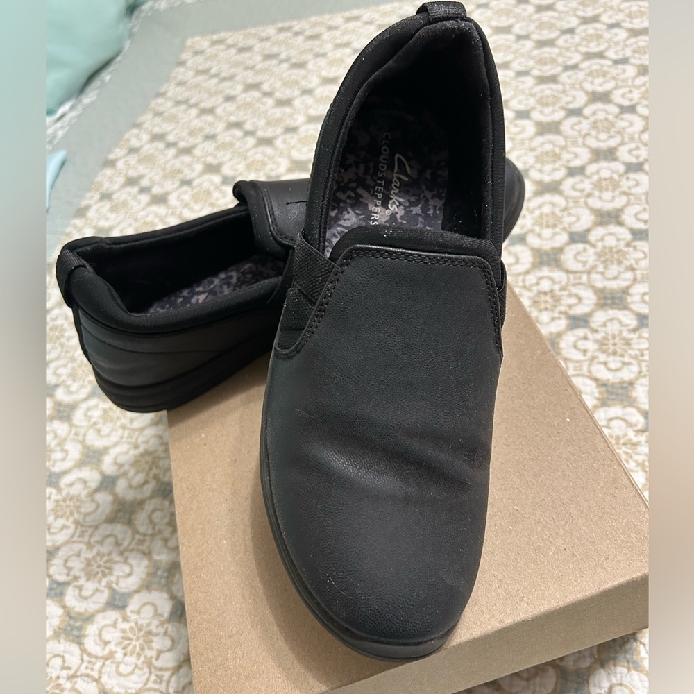 Clarks Womens Cloud Steppers